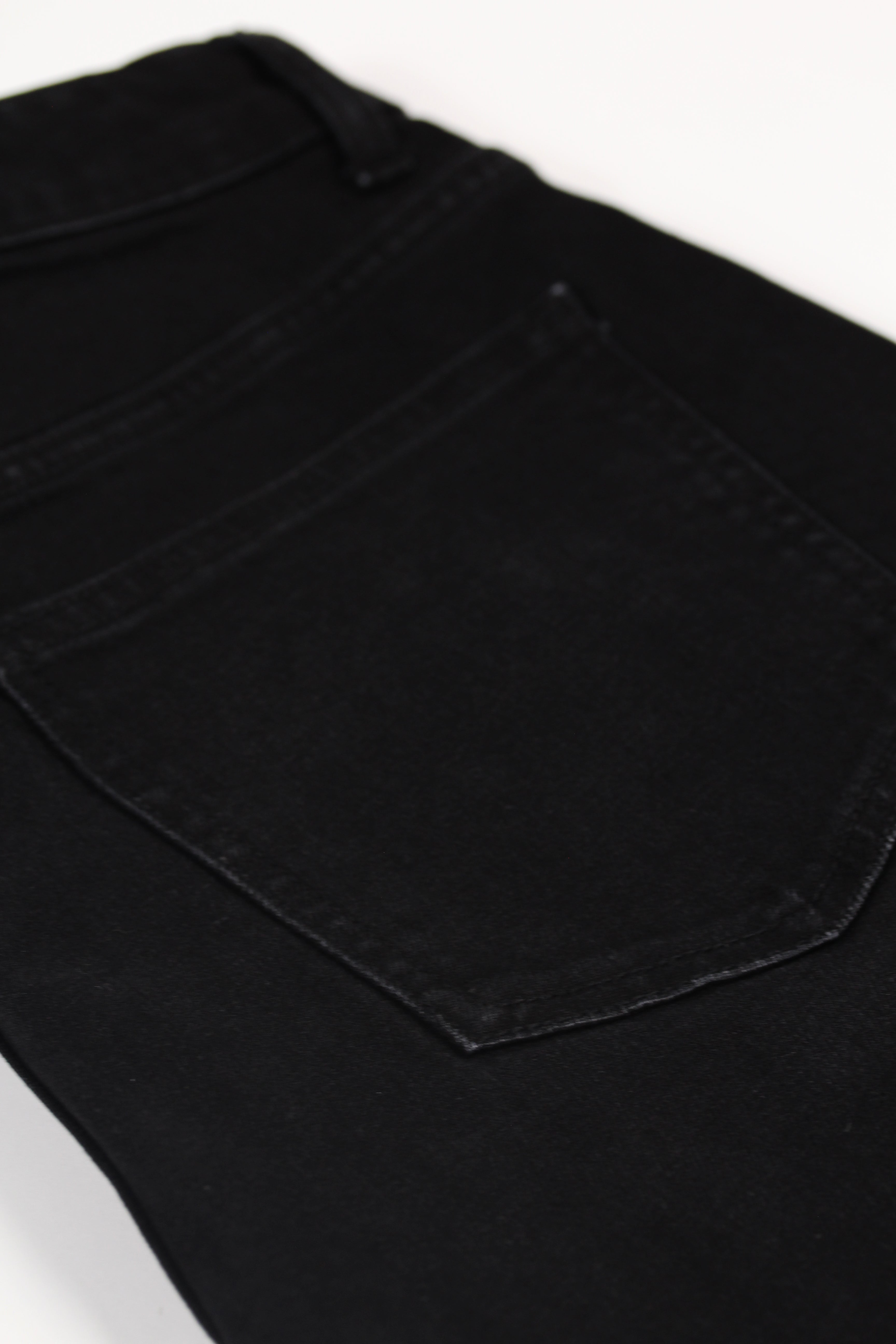 ThirdWorld® Regular Fit Jeans - Men's Vintage Black Denim - Comfortable All-Day Wear - Versatile Fit - Vintage Black