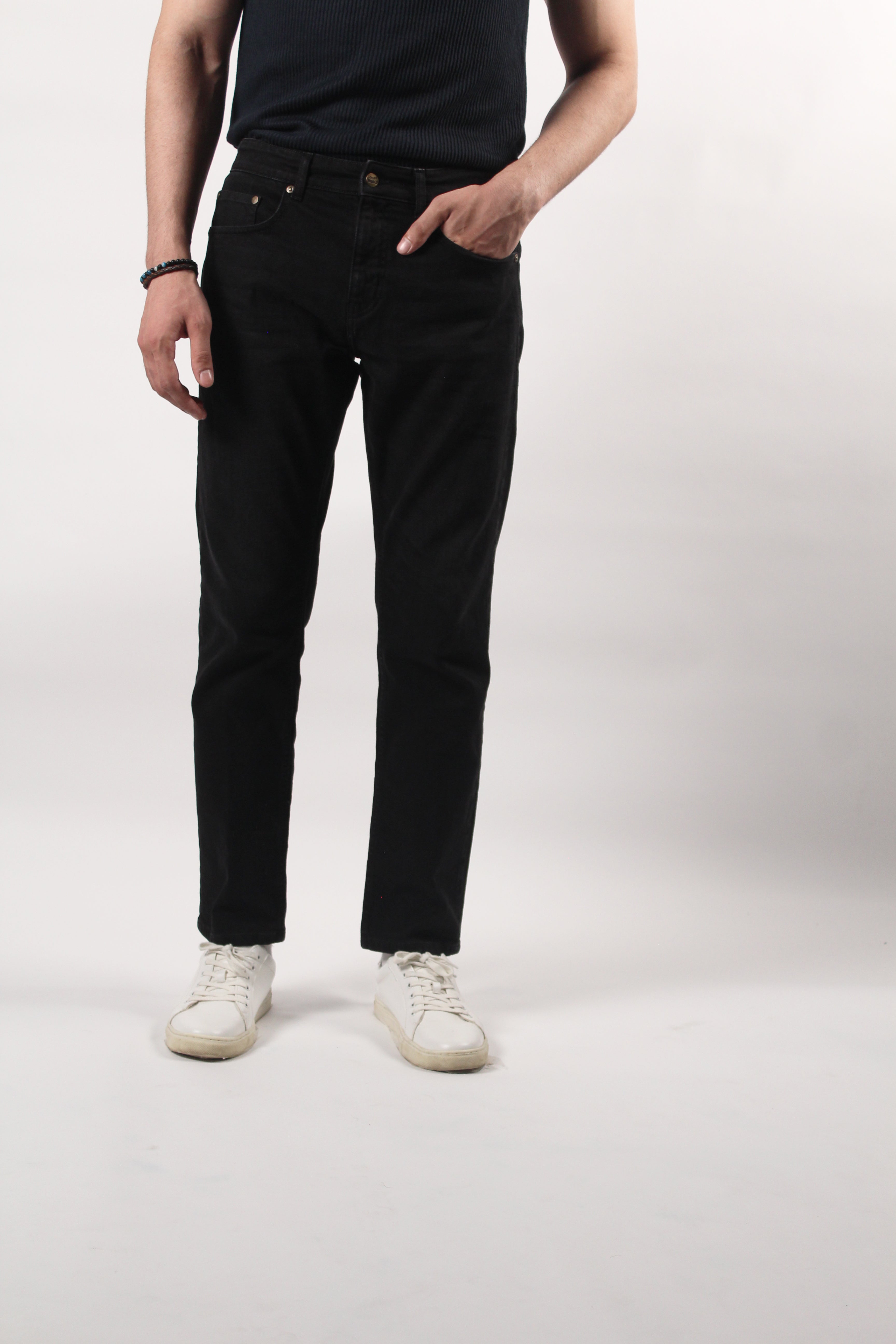 ThirdWorld® Regular Fit Jeans - Men's Vintage Black Denim - Comfortable All-Day Wear - Versatile Fit - Vintage Black